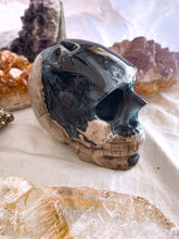 Load image into Gallery viewer, Volcano Agate Skull Large & Small - UV Reactive