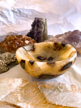 Load image into Gallery viewer, Septarian Bowl