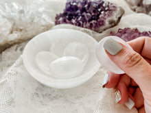 Load image into Gallery viewer, Selenite Worry Stone
