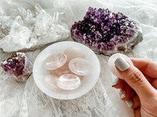 Load image into Gallery viewer, Rose Quartz Worry Stone