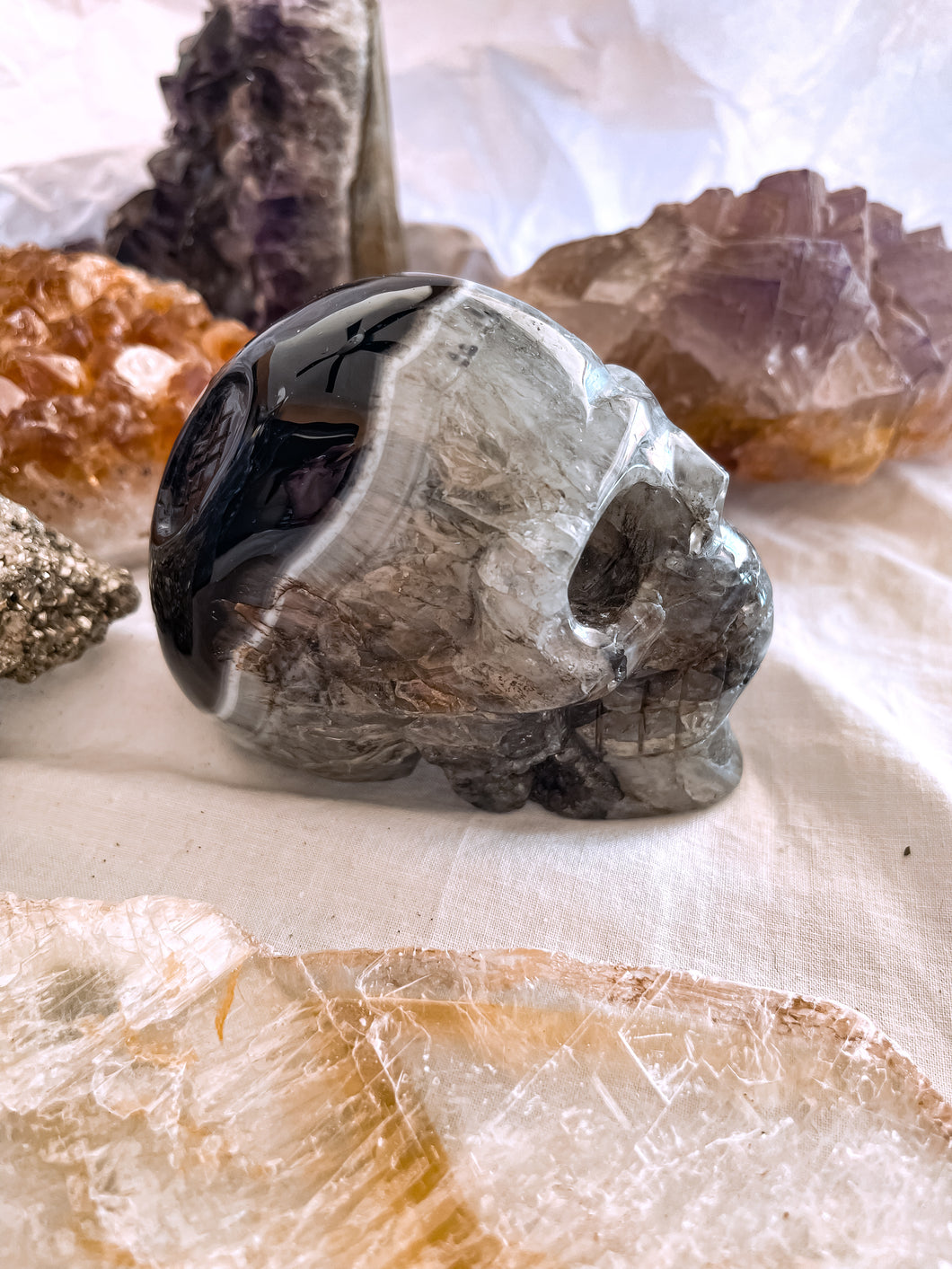Black & White Agate Skull