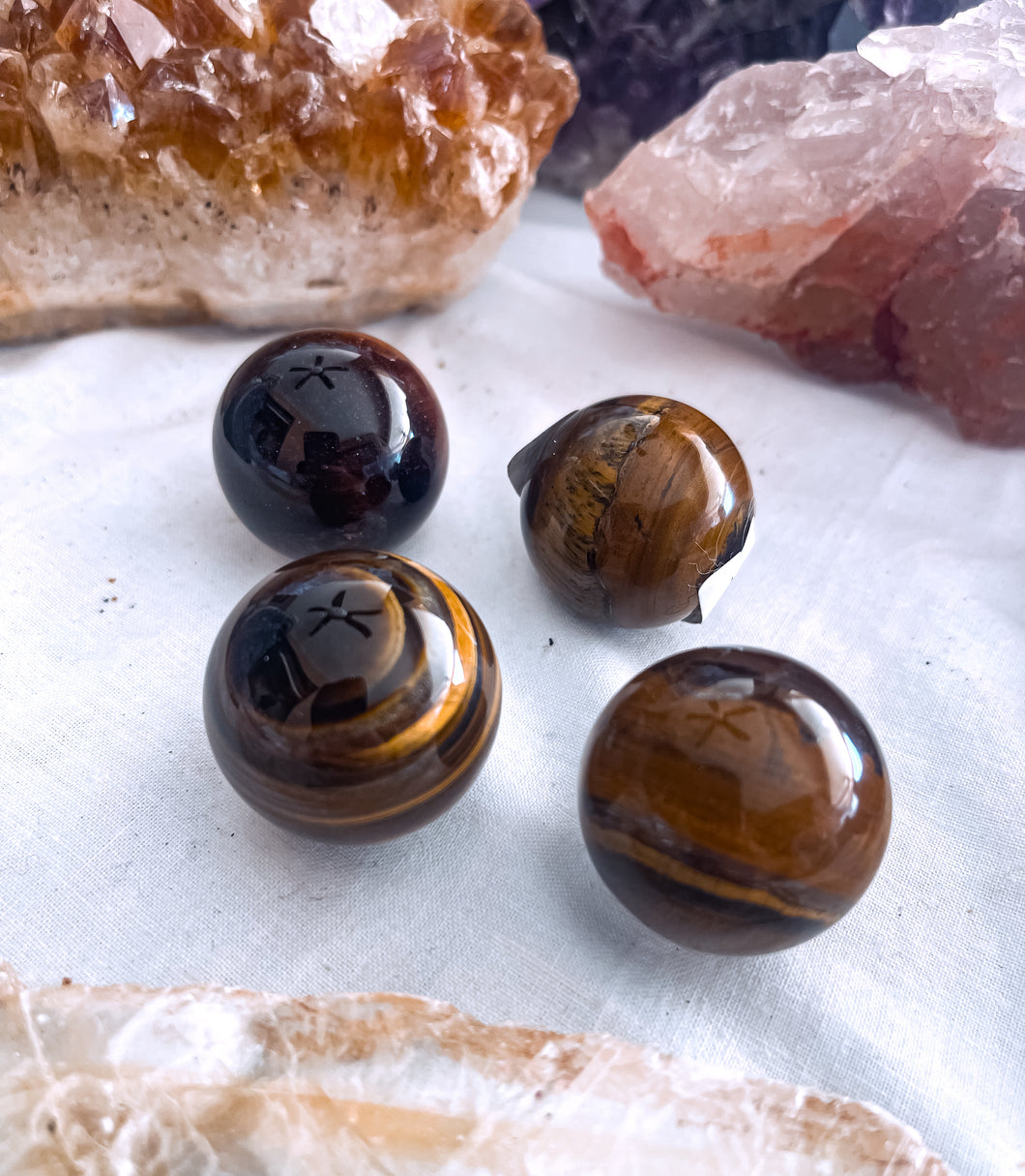 Tiger Eye Sphere x-small