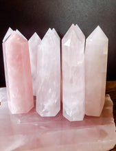 Load image into Gallery viewer, Rose Quartz Point
